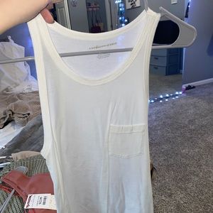 American Eagle White Shirt